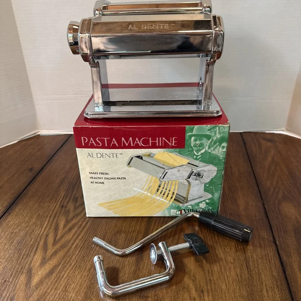 Villaware Al Dente Italian Manual Pasta Machine No. 177, 7 Thickness Settings